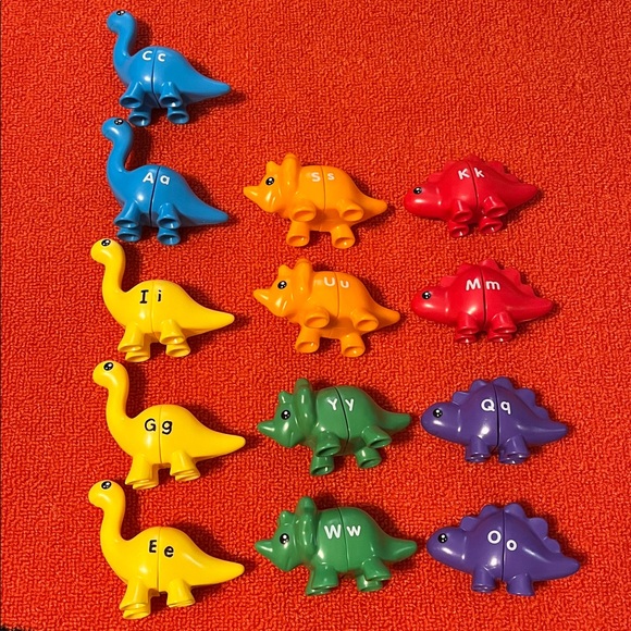 Amazon Dinosaur Learning Set - Picture 7 of 7